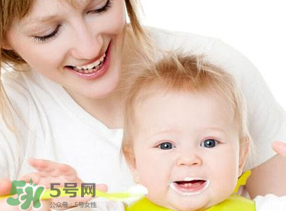 哺乳期來(lái)例假奶水會(huì)變少嗎？哺乳期來(lái)月經(jīng)奶水減少怎么辦？