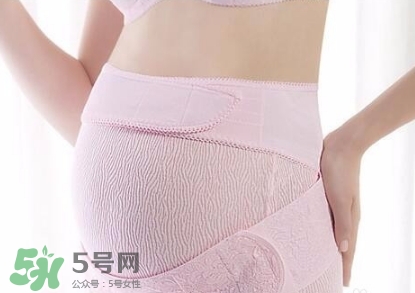 妊娠紋什么時(shí)候變白？妊娠紋產(chǎn)品什么時(shí)候用？