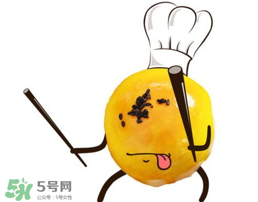 蛋黃酥可以用微波爐烤嗎？微波爐可以做蛋黃酥嗎？