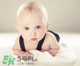剪臍帶是寶寶疼還是媽媽疼？剪臍帶孕婦會痛嗎？
