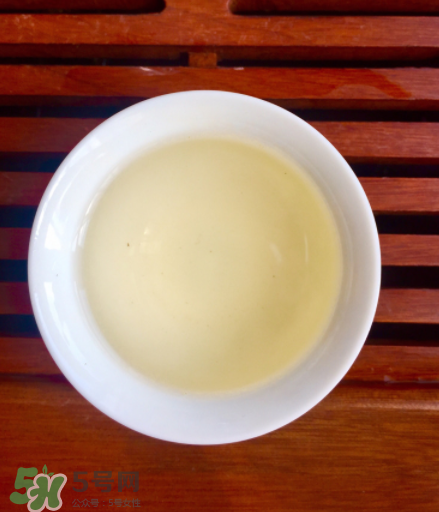 白毫銀針屬于綠茶嗎？白毫銀針是什么茶？