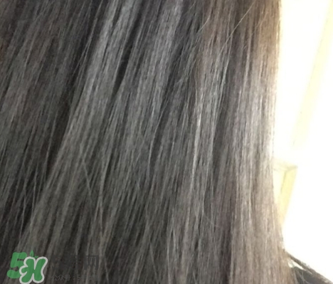 護(hù)發(fā)精油能不能抹頭皮？護(hù)發(fā)精油的危害