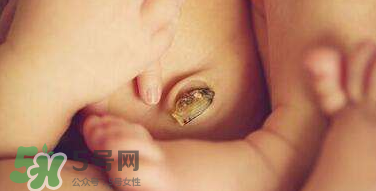 剪臍帶是寶寶疼還是媽媽疼？剪臍帶孕婦會(huì)痛嗎？