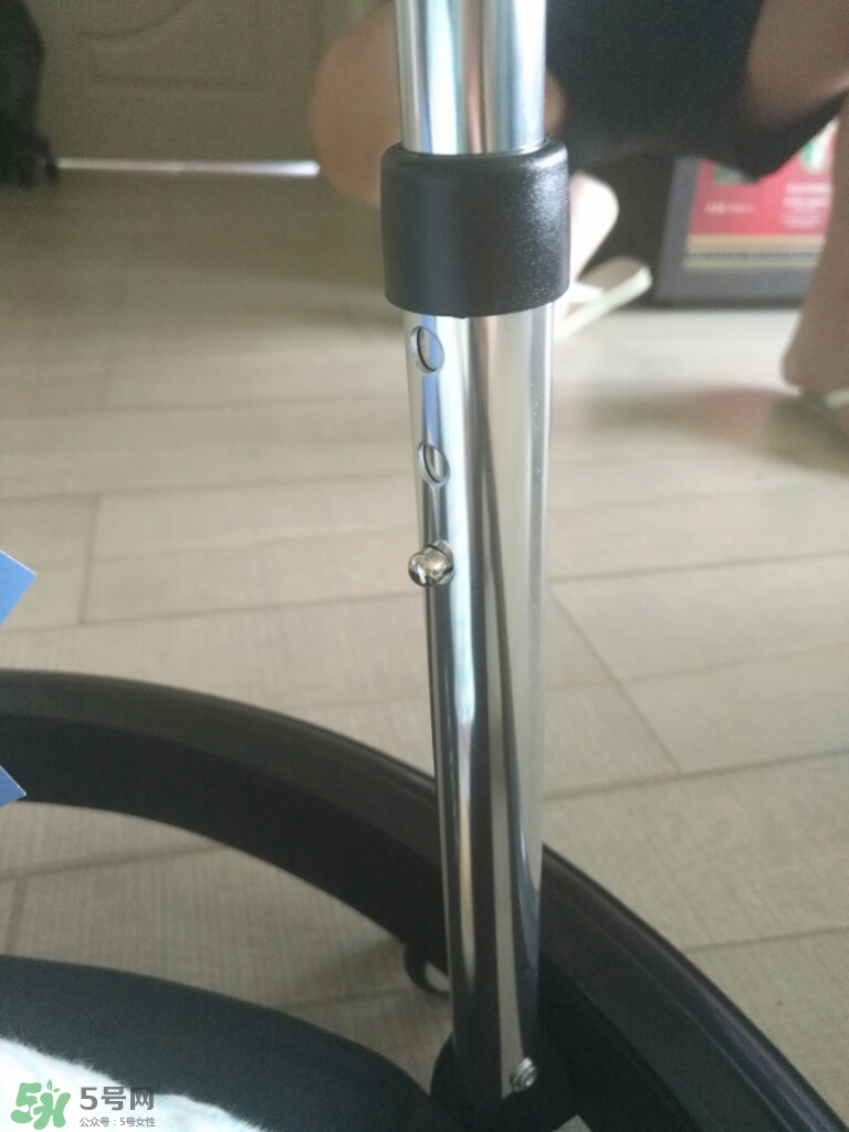 學步車哪個牌子的好？寶寶幾個月可以坐學步車？