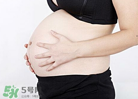 孕婦長(zhǎng)妊娠紋的幾率有多大？哪些人容易長(zhǎng)妊娠紋？