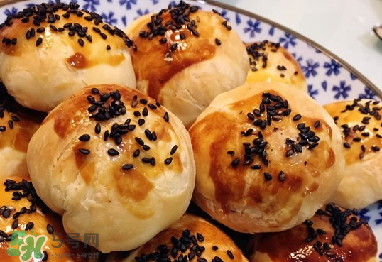 蛋黃酥是什么味道？蛋黃酥味道怎么樣？