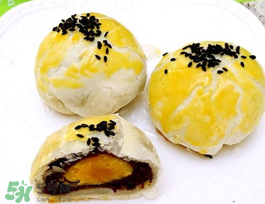 蛋黃酥什么牌子的好吃？蛋黃酥哪個牌子好吃？