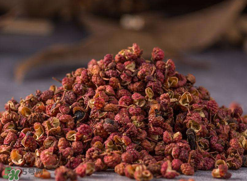 花椒泡腳有什么好處？花椒泡腳可以天天泡嗎？