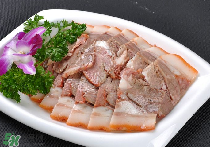 豬頭肉怎么挑選？豬頭肉怎么處理？