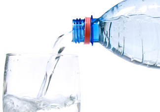 國家飲用水標(biāo)準(zhǔn)是什么？飲用水和礦泉水的區(qū)別