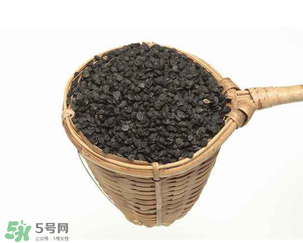 韭菜籽可以泡酒嗎？韭菜籽可以腌著吃嗎？