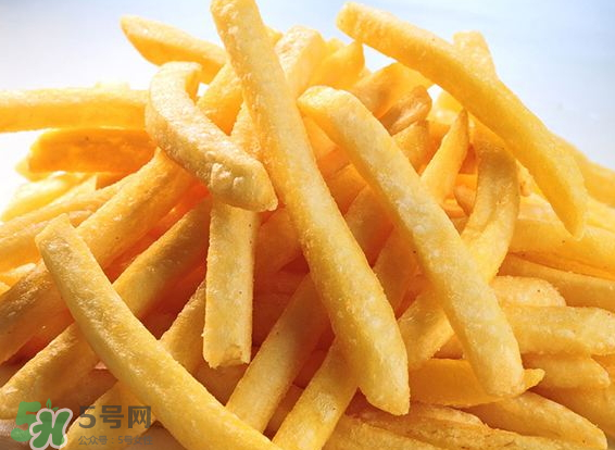 薯條可以用微波爐加熱嗎？薯條怎么加熱？