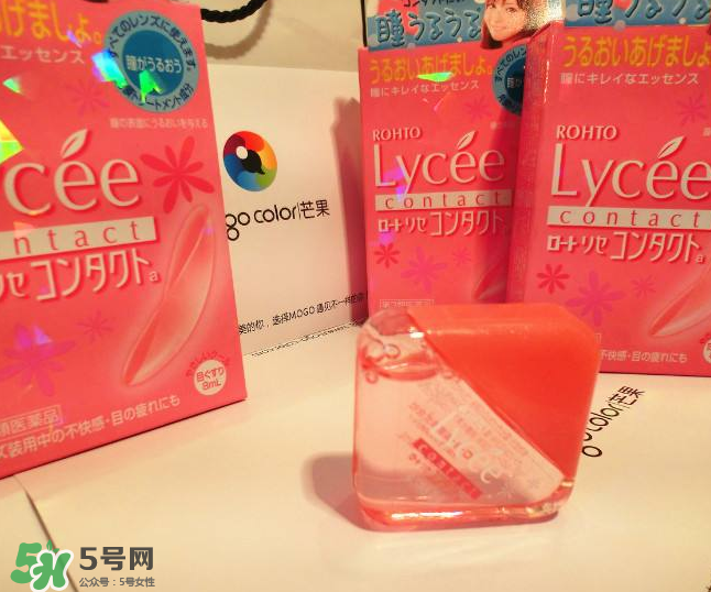 樂敦小粉花戴著隱形能用嗎_戴隱形能不能滴？