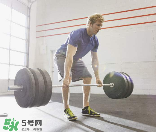 硬拉能練腰嗎？硬拉能提高性功能嗎？
