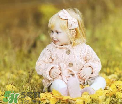 秋季寶寶怎么穿衣服？秋季寶寶穿什么？