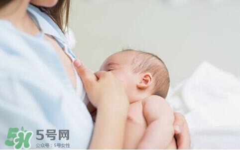 母乳喂養(yǎng)不能吃哪些東西？母乳喂養(yǎng)媽媽飲食注意事項(xiàng)