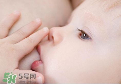 母乳能做什么？母乳可以放冰箱保鮮多久？