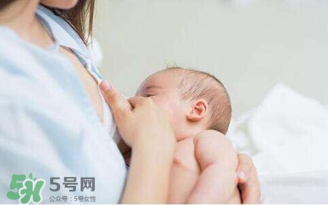 母乳到什么時(shí)候就沒營養(yǎng)了？母乳什么時(shí)候斷最好？