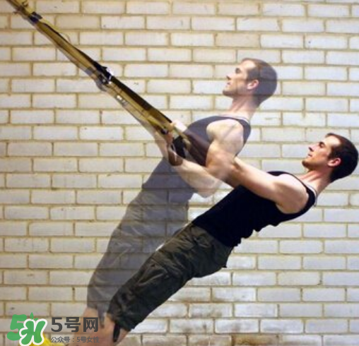 trx劃船是練什么的？trx劃船怎么練？