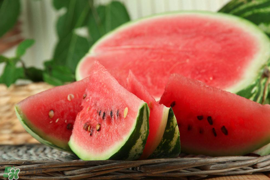 秋季養(yǎng)生食譜有哪些？秋季健康靠這些