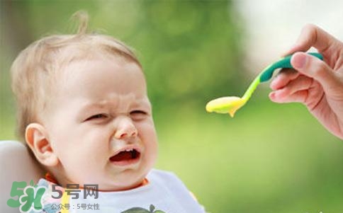 寶寶不吃輔食怎么辦？5個(gè)小妙招讓寶寶乖乖吃輔食