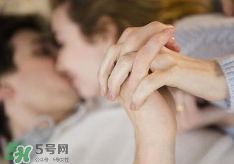 剖腹產(chǎn)后多久可以同房？剖腹產(chǎn)后怎么過(guò)性生活？