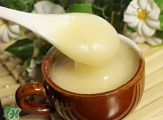 椴樹蜜什么時候喝好？椴樹蜜什么季節(jié)有