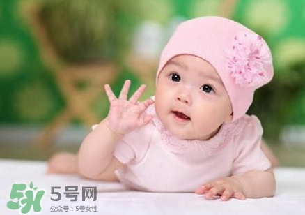 寶寶發(fā)燒抽搐正常嗎？寶寶發(fā)燒抽搐怎么辦？