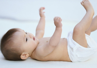 生孩子臍帶怎么剪？臍帶晚剪有什么影響？