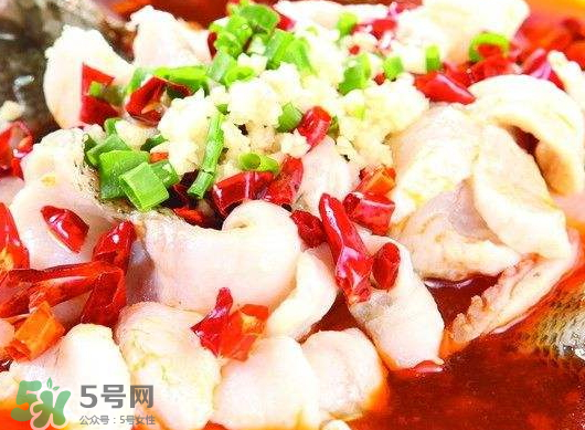 鱸魚可以做酸菜魚嗎？鱸魚可以做水煮魚嗎？