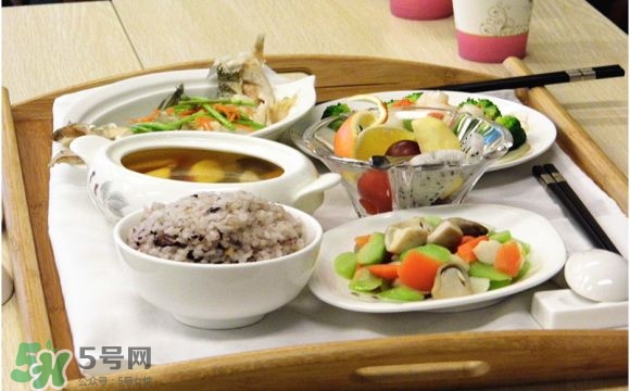 產(chǎn)后一周吃什么好？產(chǎn)后一周食譜