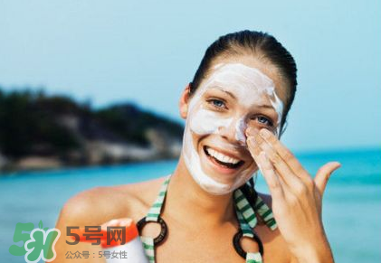 擦了防曬悶痘怎么辦？眼部需要特別防曬嗎？