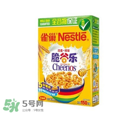雀巢脆谷樂是膨化食品嗎？雀巢脆谷樂可以干吃嗎