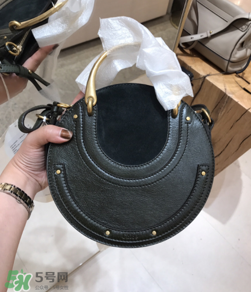 chloe pixie尺寸多大？蔻依17秋冬新款圓形包包尺寸介紹