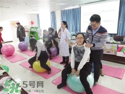 分娩球什么時(shí)候開始用？分娩球的作用