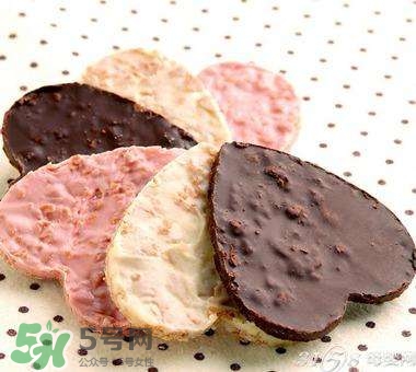 生孩子時(shí)吃什么易助產(chǎn)？生孩子時(shí)吃巧克力