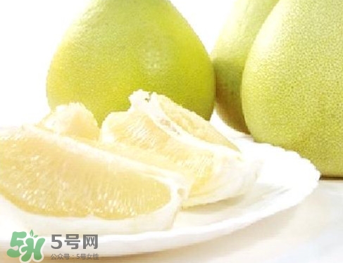 蜜柚是哪個(gè)季節(jié)的水果？蜜柚和沙田柚的區(qū)別是什么？