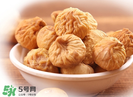 無花果干可以空腹吃嗎？無花果干泡水喝有什么功效
