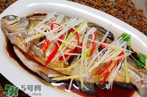 武昌魚可清蒸嗎？武昌魚蒸多久？