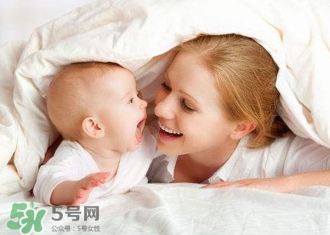 膽道閉鎖是先天性的嗎？先天膽道閉鎖有什么癥狀