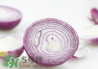 洋蔥榨汁能每天喝嗎？洋蔥汁能治什么??？