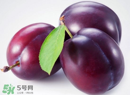 西梅吃多了上火嗎？西梅吃多了會(huì)拉肚子嗎？