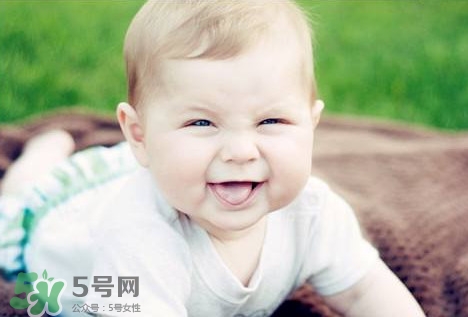 膽道閉鎖是先天性的嗎？先天膽道閉鎖有什么癥狀