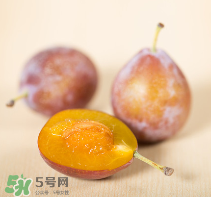 西梅吃多了上火嗎？西梅吃多了會(huì)拉肚子嗎？