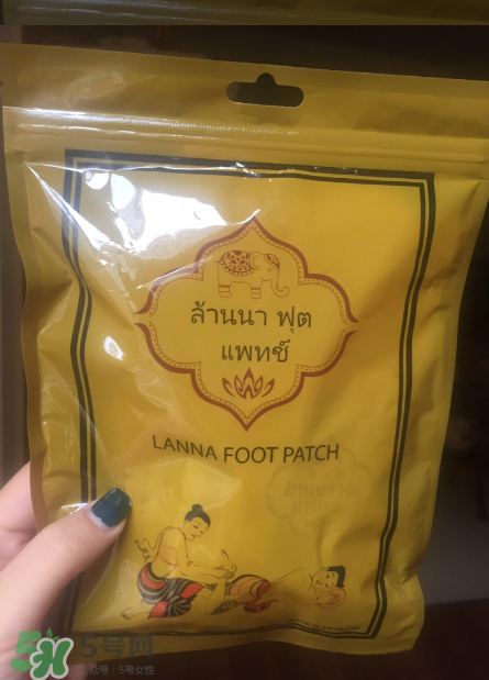 蘭納足貼真假怎么鑒別？蘭納足貼真假對(duì)比
