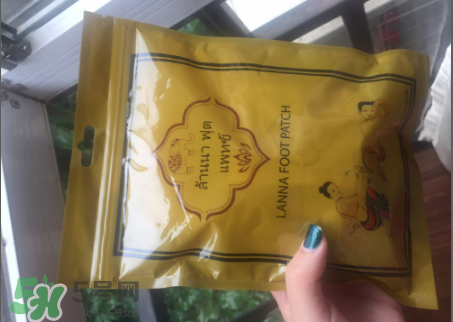 蘭納足貼真假怎么鑒別？蘭納足貼真假對(duì)比