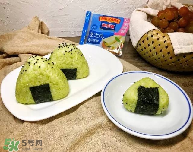 牛油果沙拉怎么做？牛油果沙拉用什么醬？