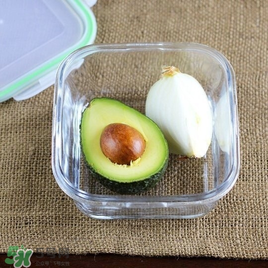 牛油果隔夜了還能吃嗎？牛油果可以冷凍保存嗎？