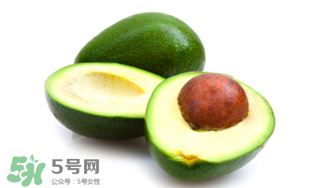 牛油果果汁怎么做？牛油果和什么榨汁好喝？
