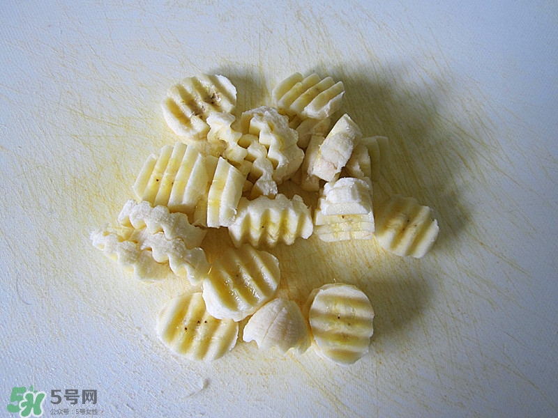 牛油果沙拉怎么做？牛油果沙拉用什么醬？